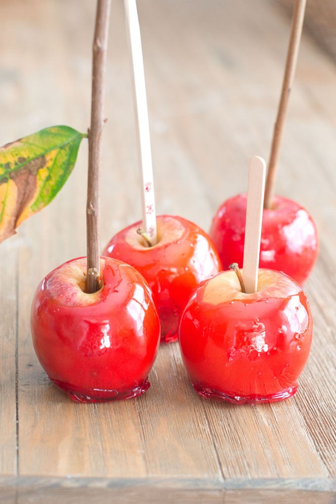 Different types of sticks to use in candy apples