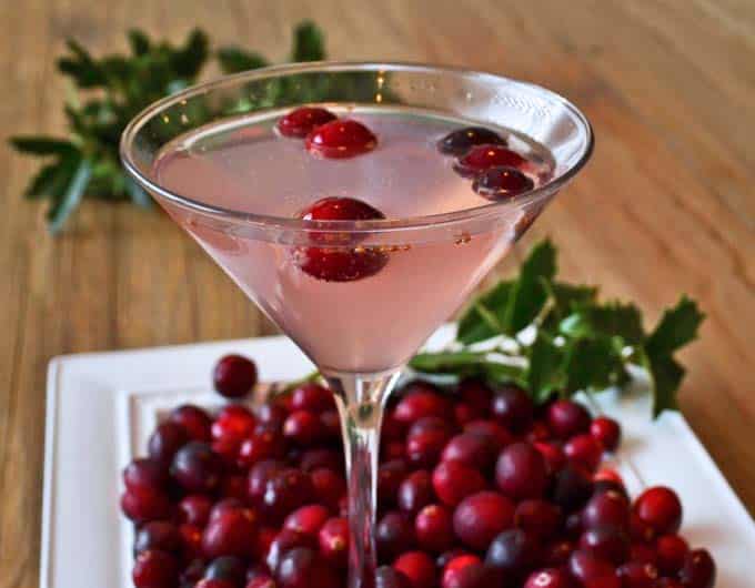 Learn how to make a delicious Champagne cocktail that features our favorite seasonal fruit, cranberries!