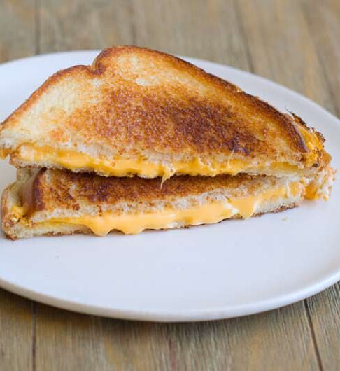 How to Make a Classic Grilled Cheese