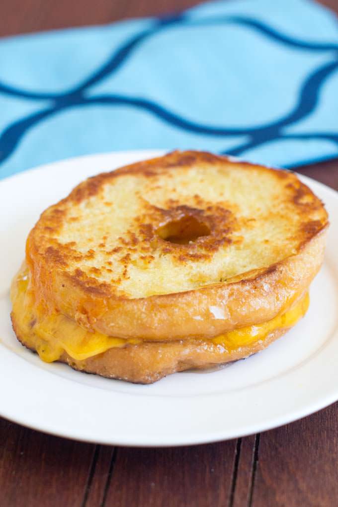 Donut de queso a la parrilla