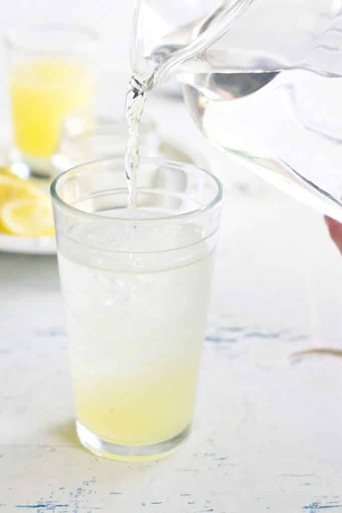 French Lemonade Made at the Table