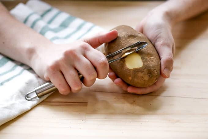 How To Peel Potatoes 1 