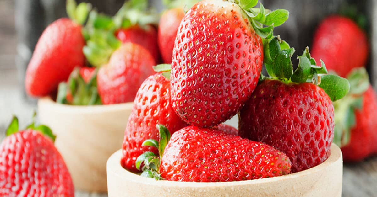 nutritional facts about strawberries