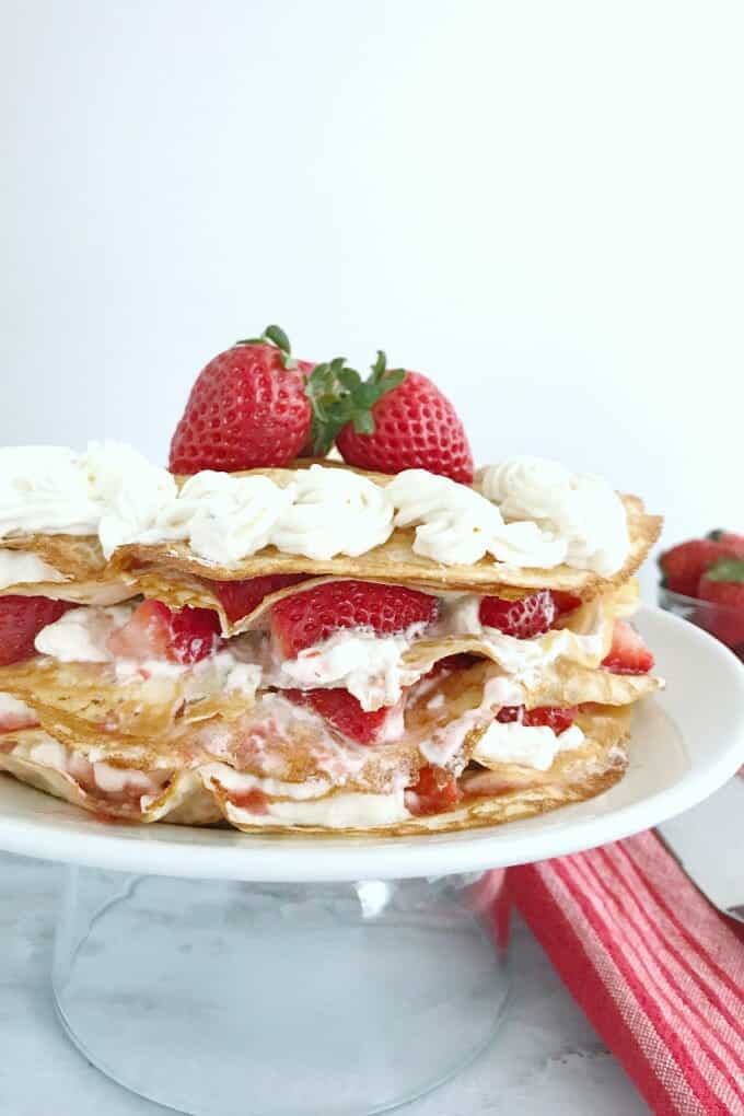 https://thecookful.com/wp-content/uploads/2018/04/Strawberry-Lasagna-portrait_680x1020.jpg