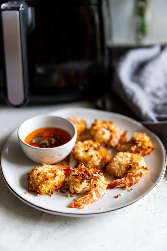 Who knew you could make coconut shrimp in the air fryer? Your family and friends won't believe it. Go team!