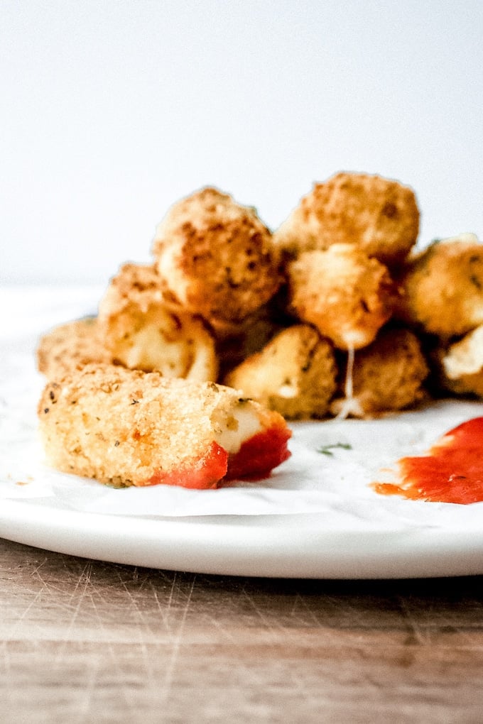 Air Fryer Mozzarella Sticks - The Cookful