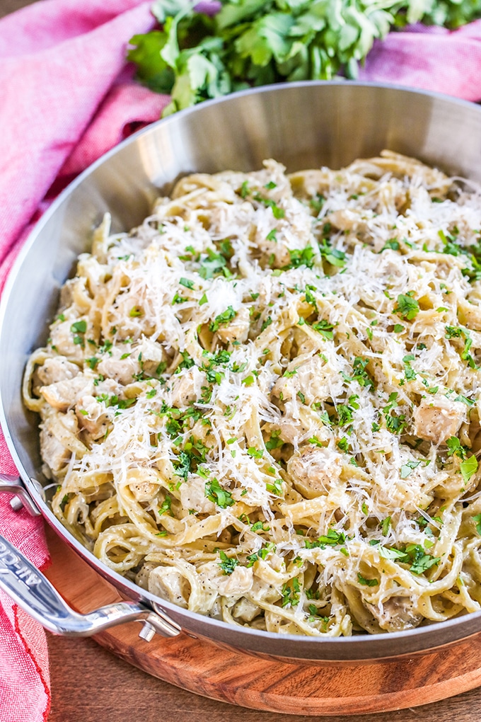 You don't have to save Fettuccine Alfredo with chicken for ordering out. We're showing you how to make it in one pot and the best part is it only takes 30 minutes.
