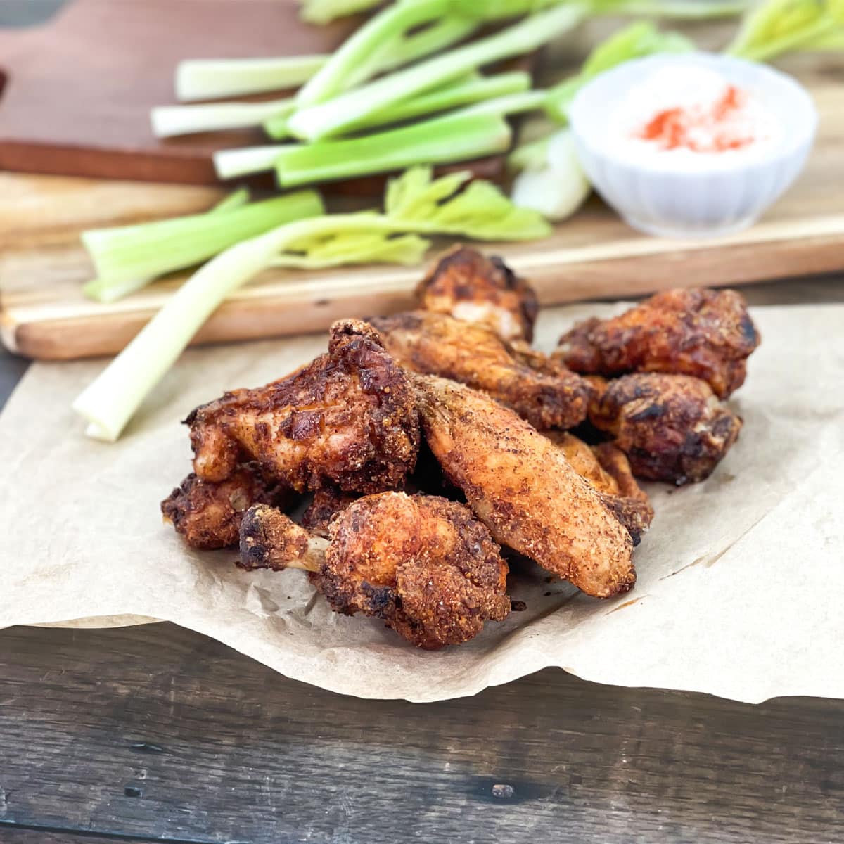 Crispy chicken wings with dry rub