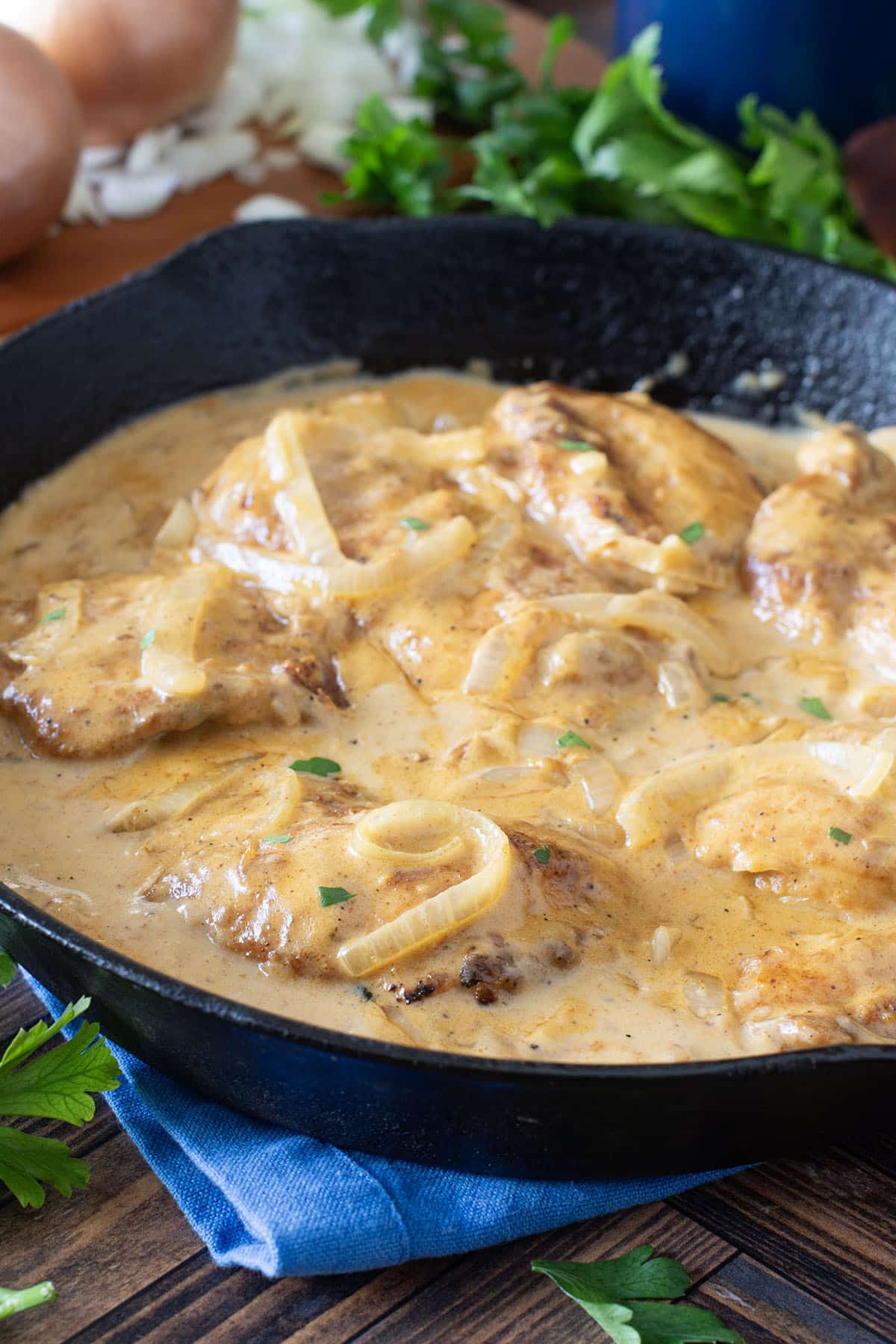 Smothered Chicken Thighs